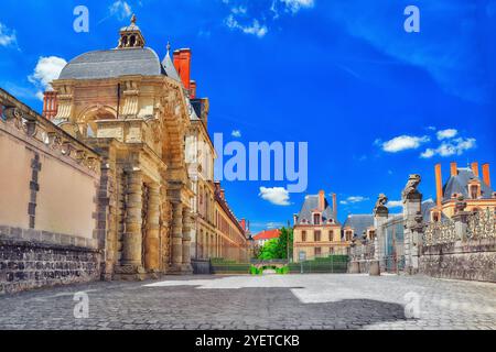 S Residenz der Könige von Frankreich - schöne Schloss Fontainebleau Stockfoto