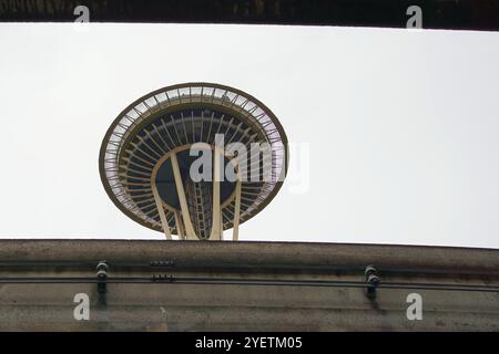 Blick auf das Space Needle and MoPop Museum in Seattle, Washington, USA Stockfoto