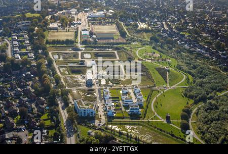 Luftbild, Auenpark Baugelände mit Neubau Wohnhäuser, Kunstwerk Kuppel und Spielplatz im Auenpark, Selm, Münsterland, Nordrhein-Westfalen, Deutschland ACHTUNGxMINDESTHONORARx60xEURO *** Stockfoto