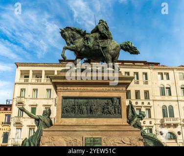 Venedig, Vento – IT – 13. Okt. 2024 das Denkmal von Venedig für Vittorio Emanuele II. Zeigt eine Reiterstatue des ersten Königs Italiens, die die Einheit symbolisiert Stockfoto