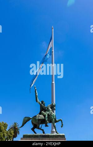 Buenos Aires, Argentinien - 27. Januar 2024 - das Denkmal für General Belgrano (Monumento al General Manuel Belgrano) auf der Plaza de Mayo, einem öffentlichen Platz in f Stockfoto