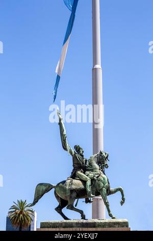 Buenos Aires, Argentinien - 27. Januar 2024 - das Denkmal für General Belgrano (Monumento al General Manuel Belgrano) auf der Plaza de Mayo, einem öffentlichen Platz in f Stockfoto