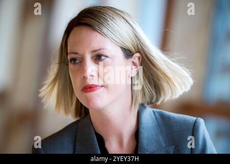 Edinburgh Schottland, Vereinigtes Königreich 30. Oktober 2024. Kabinettssekretärin für Bildung und Kompetenzen Jenny Gilruth MSP im schottischen Parlament. Gutschrift sst Stockfoto