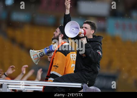 Brisbane, Australien. November 2024. Brisbane, Australien, 1. November 2024: Fans von Brisbane werden während des Isuzu Ute A League-Spiels zwischen Brisbane Roar und Sydney FC im Suncorp Stadium in Brisbane, Australien gesehen Matthew Starling (Promediapix/SPP) Credit: SPP Sport Press Photo. /Alamy Live News Stockfoto