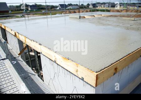 Erdgeschoss im zweiten Stock mit Beton, Kern- und Schalenbau Stockfoto