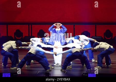 Taiwan, China. November 2024. Sänger Andy Lau tritt am 1. November 2024 in der Taipei Arena auf. (Foto: Costfoto/NurPhoto) Credit: NurPhoto SRL/Alamy Live News Stockfoto