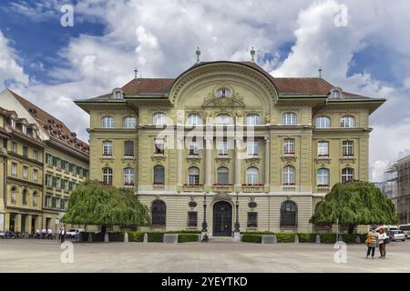 Gebäude der Schweizerischen Nationalbank am Bundesplatz Bern Stockfoto