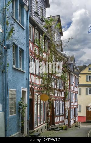 Straße mit Fachwerkhäusern in Wetzlar, Deutschland, Europa Stockfoto