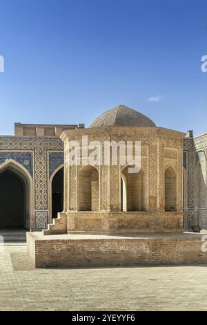 Innenhof der Kalyan Moschee, Teil des Po-i-Kalyan Komplexes in Buchara, Usbekistan, Asien Stockfoto