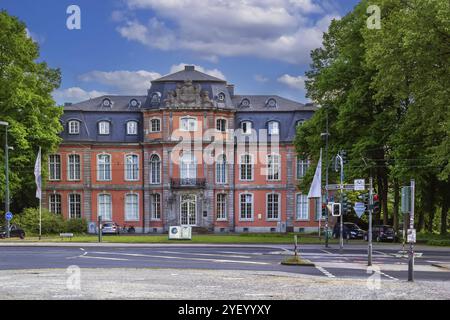 Das Goethe-Museum befindet sich im Schloss Jagerhof aus dem 18. Jahrhundert am nördlichen Rand des Hofgartens in Düsseldorf, Deutschland, Europa Stockfoto