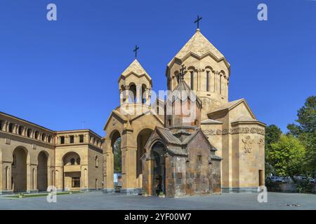 Katoghike Holy Mother of God Church ist eine kleine mittelalterliche Kirche in Jerewan, Armenien, Asien Stockfoto