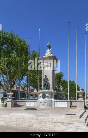 Kriegsdenkmal im Stadtzentrum von Narbonne, Frankreich, Europa Stockfoto