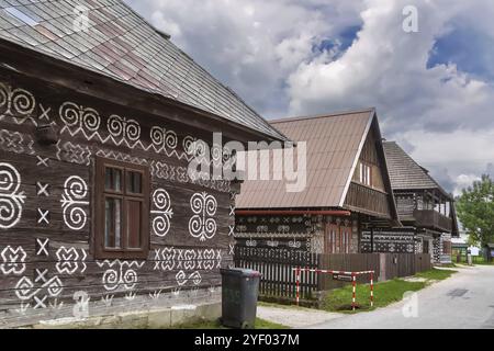 Das erste volkstümliche Architekturreservat der Welt in Cicmany, Slowakei, Europa Stockfoto
