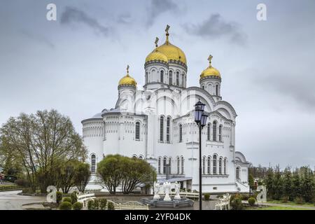 Kathedrale zur Verklärung im Kloster St. Seraphim-Divejewo, Russland, Europa Stockfoto