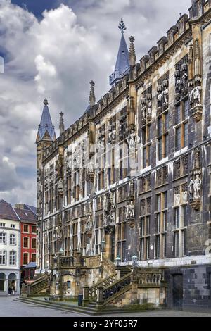 Das gotische Rathaus Aachen ist eines der markantesten Bauwerke in der Altstadt von Aachen, Deutschland, Europa Stockfoto