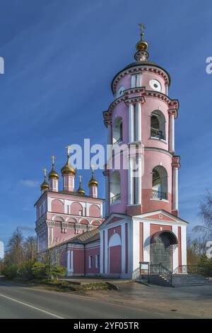 Die Kirche Boris und Gleb wurde Anfang des 18. Jahrhunderts in Borowsk, Russland, Europa gebaut Stockfoto