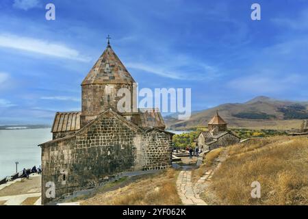 Sewanavank ist ein Klosterkomplex auf einer Halbinsel am nordwestlichen Ufer des Sewansees in Armenien, Asien Stockfoto