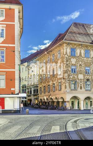 Straße mit historischen Häusern in der Innenstadt von Graz, Österreich, Europa Stockfoto