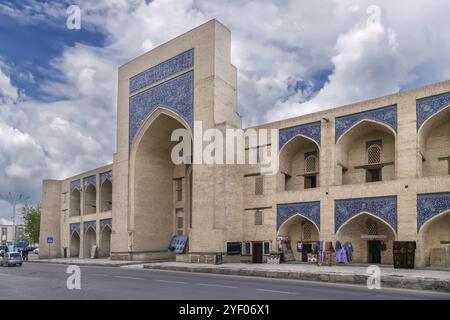 Kukeldash Madrasah im Stadtzentrum von Buchara, Usbekistan, Asien Stockfoto