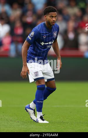 London, Großbritannien. Oktober 2024. Ipswich Town Mittelfeldspieler Jens Cajuste (12) während des Spiels Brentford FC gegen Ipswich Town FC English Premier League im Gtech Community Stadium, London, England, Vereinigtes Königreich am 26. Oktober 2024 Credit: Every Second Media/Alamy Live News Stockfoto