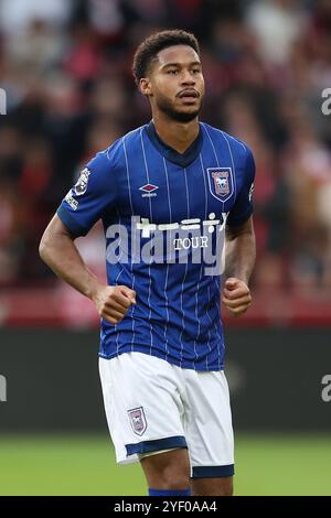 London, Großbritannien. Oktober 2024. Ipswich Town Mittelfeldspieler Jens Cajuste (12) während des Spiels Brentford FC gegen Ipswich Town FC English Premier League im Gtech Community Stadium, London, England, Vereinigtes Königreich am 26. Oktober 2024 Credit: Every Second Media/Alamy Live News Stockfoto