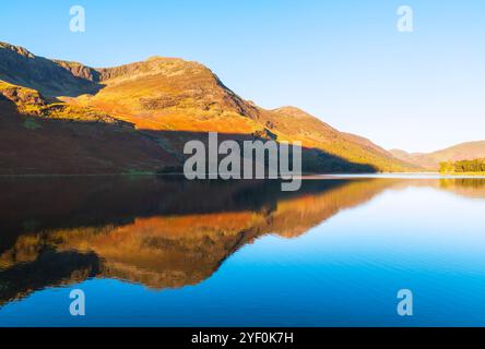 Uberlegungen von Buttermere. Stockfoto