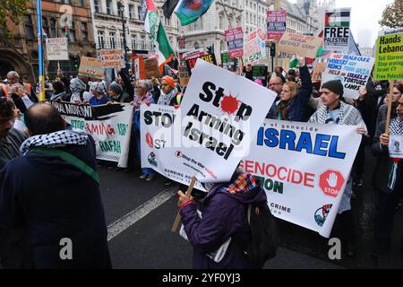 London, Großbritannien. November 2024. Marsch nach Palästina in Zentral-London. Quelle: Matthew Chattle/Alamy Live News Stockfoto