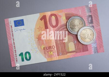 Symbolisches Foto der Einführung eines Mindestlohns von 14 Euro Stockfoto