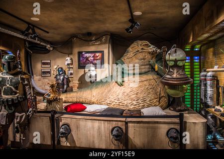 Star Wars Traveling Galaxy - Jabba the Hut und Boba Fett in Budapest, Ungarn. Stockfoto