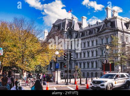 Washington, USA. November 2024. WASHINGTON, DC - 01. NOVEMBER: Das Dwight D. Eisenhower Executive Office Building in Washington, DC. (Foto: Tony Quinn/SipaUSA) Credit: SIPA USA/Alamy Live News Stockfoto