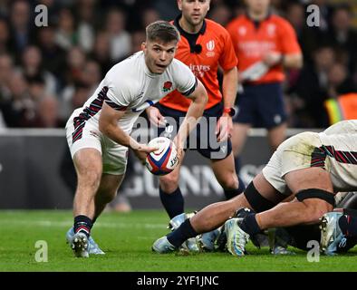 Twickenham, Vereinigtes Königreich. November 2024. Herbst International. England V Neuseeland. Allianz Stadium. Twickenham. Harry Randall (England) reist während des England V New Zealand Autumn International Rugby-Spiels im Allianz Stadium in London, Großbritannien. Quelle: Sport In Pictures/Alamy Live News Stockfoto