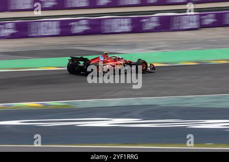 Rio de Janeiro, Rio de Janeiro, BRA. November 2024. SAO PAULO, BRASILIEN - 02. NOVEMBER: CHARLES LECLERC fährt den SCUDERIA FERRARI während des Sprint Race vor dem Formel 1 Grand Prix von Brasilien im Autodromo Jose Carlos Pace am 2. November 2024 in Sao Paulo, Brasilien. (Kreditbild: © Ruano Carneiro/ZUMA Press Wire) NUR REDAKTIONELLE VERWENDUNG! Nicht für kommerzielle ZWECKE! Stockfoto
