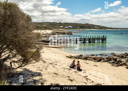 Strand und Jetty in Flinders Bay, Augusta, Western Australia, Australien Stockfoto