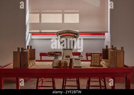Das Maia Tobacco Museum befindet sich in einer historischen Fabrik und bietet einen faszinierenden Einblick in den Anbau, die Produktion und die kulturelle Bedeutung von Stockfoto