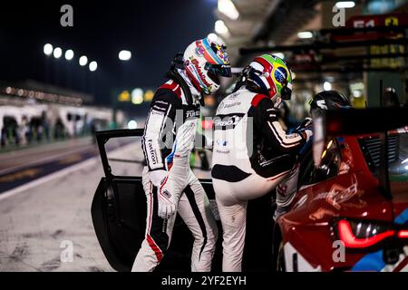 31 FARFUS Augusto (BH), GELAEL Sean (ind), LEUNG Darren (gbr), Team WRT, BMW M4 GT3 #31, LM GT3, Pitstop, arrêt aux Stände während der 8 Stunden von Bahrain 2024, 8. Runde der FIA Langstrecken-Weltmeisterschaft 2024, vom 31. Oktober bis 2. November 2024 auf dem Bahrain International Circuit in Sakhir, Bahrain - Foto Charly Lopez/DPPI Credit: DPPI Live News Stockfoto