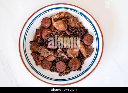 Traditionelle und beste brasilianische Feijoada Stockfoto