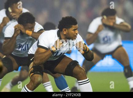 Herbstserie: Schottland gegen Fidschi. November 2024. Die Fidschi-Mannschaft spielt den Cibi, bevor Schottland in ihrem ersten Spiel der Autumn Series gegen Fidschi antritt. Im Scottish Gas Murrayfield, Edinburgh, UK Credit: Ian Jacobs/Alamy Live News Stockfoto