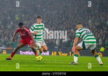 Glasgow, Großbritannien. November 2024. Das erste Halbfinale des Premier Sports Cup zwischen Celtic FC und Aberdeen FC waas fand im Hampden Park in Glasgow, Schottland, Großbritannien statt. Das Ergebnis war Celtic 6:0 Aberdeen. Celtic geht ins Finale und spielt den Sieger zwischen den Rangers und Motherwell. Die Tore wurden von C. Carter-Vickers (29')Tor 29 Minuten, K. Furuhashi (32')Tor 32 Minuten, D. Maeda (40', 49', 85')Tor 40 Minuten, Tor 49 Minuten, Tor 85 Minuten N. Kuhn (59') Credit: Findlay/Alamy Live News Stockfoto