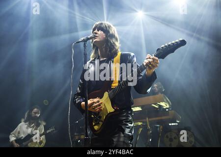 UK. November 2024. LONDON, ENGLAND - 02. NOVEMBER: Tom Ogden von Blossoms trat am 2. November 2024 in London auf. CAP/MAR © MAR/Capital Pictures Credit: Capital Pictures/Alamy Live News Stockfoto