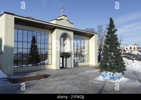 PETROPAVLOVSK CITY, KAMTSCHATKA, RUSSLAND, 6. JAN 2018: Diözesanzentrum für spirituelle und Aufklärung von Petropavlovsk, Kamtschatka Diözese Russisch-Orthodo Stockfoto