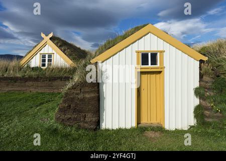 Grassodenhäuser, Torffarm oder Torfmuseum Glaumbaer oder Glaumbaer, NorÃ°ur, SkagafjoerÃ°urland vestra, Nordwest-Island, Island, Europa Stockfoto