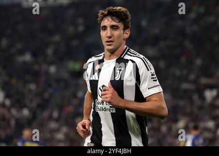 Turin, Italien. 30. Oktober 2024. Andrea Cambiaso von Juventus während des Spiels der Serie A im Allianz-Stadion in Turin. Der Bildnachweis sollte lauten: Jonathan Moscrop/Sportimage Credit: Sportimage Ltd/Alamy Live News Stockfoto