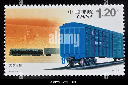 CHINA - CA. 2006: Ein in China gedruckter Stempel zeigt 2006-30 Eisenbahnbau, ca. 2006. Stockfoto