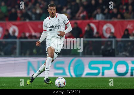 Malick Thiaw vom AC Milan wurde 2024/25 im U-Power Stadion während des Fußballspiels der Serie A zwischen AC Monza und AC Milan gezeigt. AC Monza 0:1 AC Mailand Stockfoto