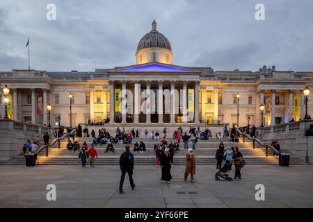 National Gallery London am Trafalgar Square im Zentrum von London. Gegründet 1824. Stockfoto