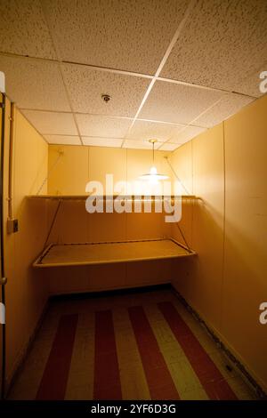 Schlafzimmer im Diefenbunker, Carp, Ontario, Kanada Stockfoto