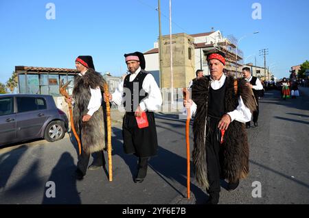 Villacidro, Sardinien 06.02.2019: Kirschfest mit traditionellen Trachten Sardiniens Stockfoto