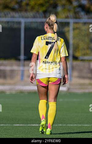 Cercola, Italien. November 2024. Alisha Lehmann vom Juventus FC während der Women Series A zwischen Napoli und Juventus FC in der Arena Giuseppe Piccolo am 3. November 2024 in Cercola, Italien. Credit: Nicola Ianuale/Alamy Live News Credit: Nicola Ianuale/Alamy Live News Stockfoto