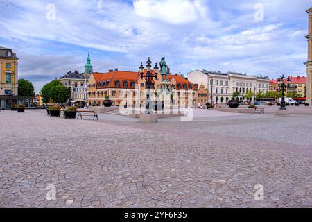 Blick auf das Stortorget, den Haupt- oder Marktplatz, im historischen Stadtzentrum von Karlskrona, Blekinge län, Schweden. Stockfoto