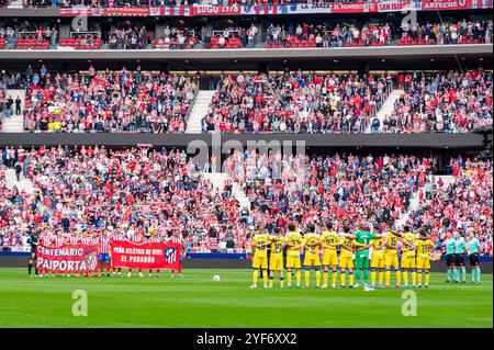 Madrid, Madrid, Spanien. November 2024. Während des Fußballspiels La Liga EA Sports 2024/25 zwischen Atletico de Madrid und UD Las Palmas im Estadio Riyadh Air Metropolitano am 3. November 2024 in Madrid, Spanien. (Kreditbild: © Alberto Gardin/ZUMA Press Wire) NUR REDAKTIONELLE VERWENDUNG! Nicht für kommerzielle ZWECKE! Stockfoto